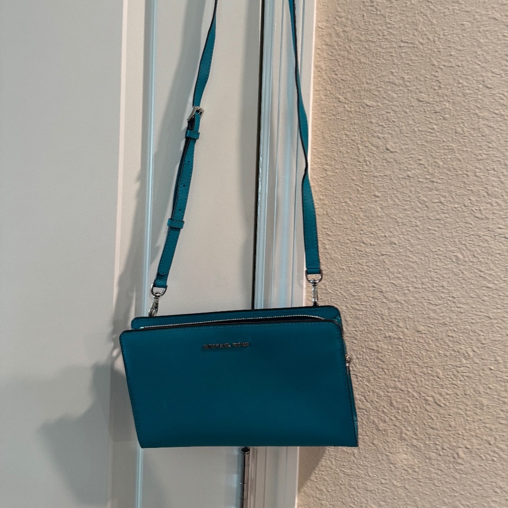 Michael Kors Crossbody Purse